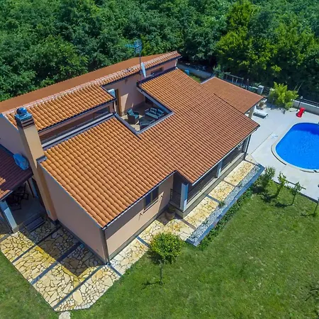 Holiday home Kacana