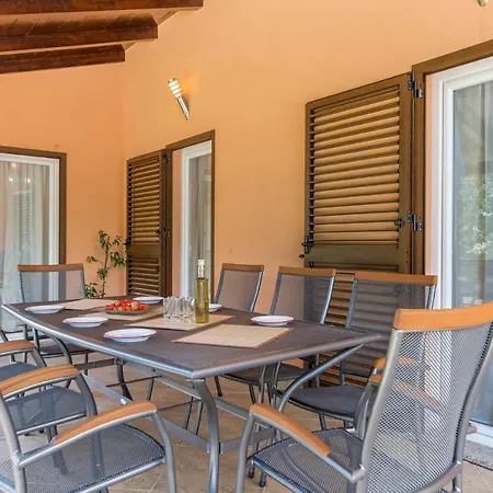 Kacana Holiday home