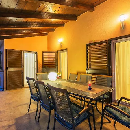Kacana Holiday home *